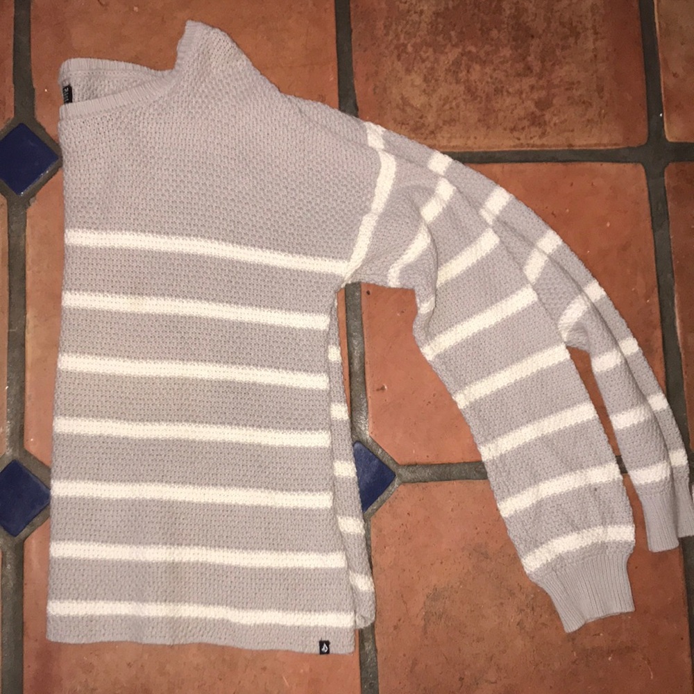 VOLCOM KNITTED SWEATER